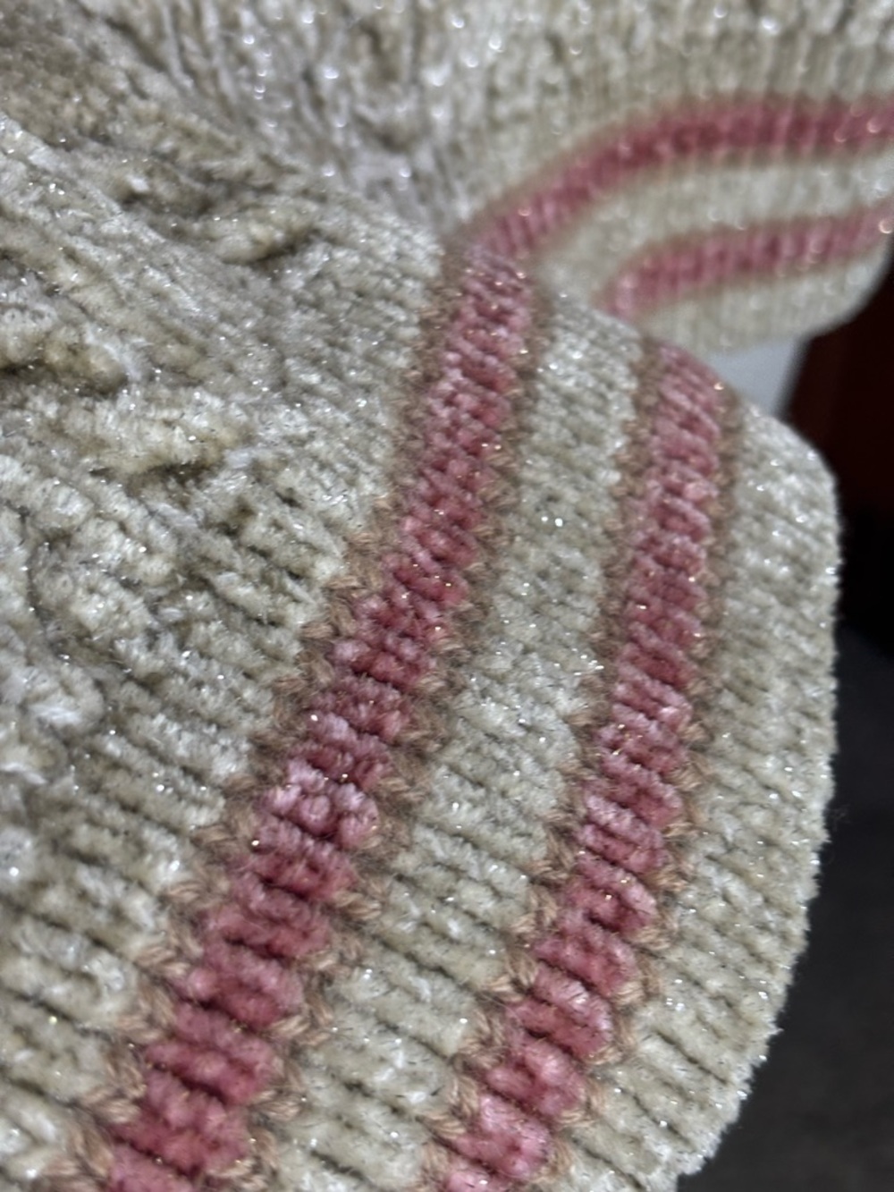 CHANEL 22FW Beige Cable Knit Vest with Pink Accent size French 40 - Picture 14 of 14